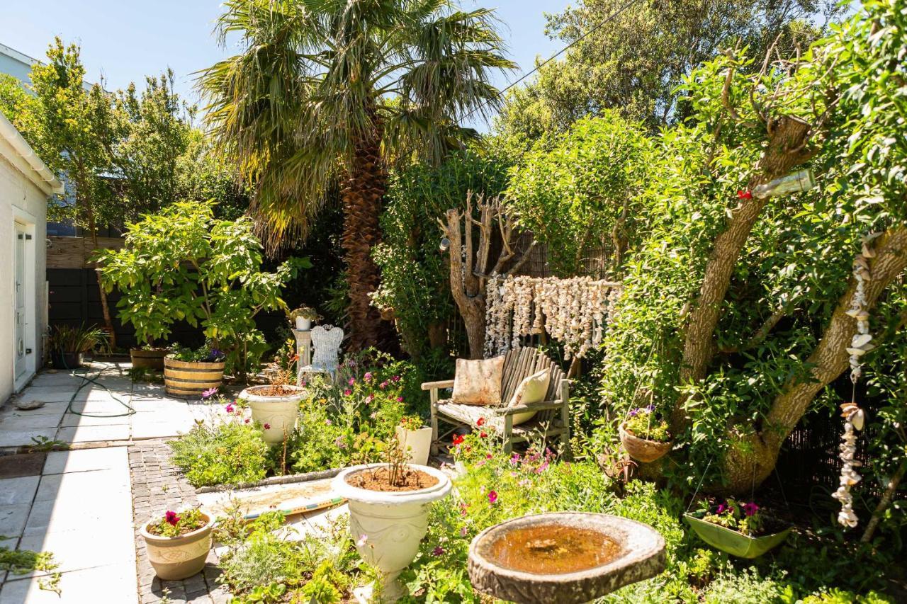 Guinea Fowl House Hotel Кометджи Екстериор снимка